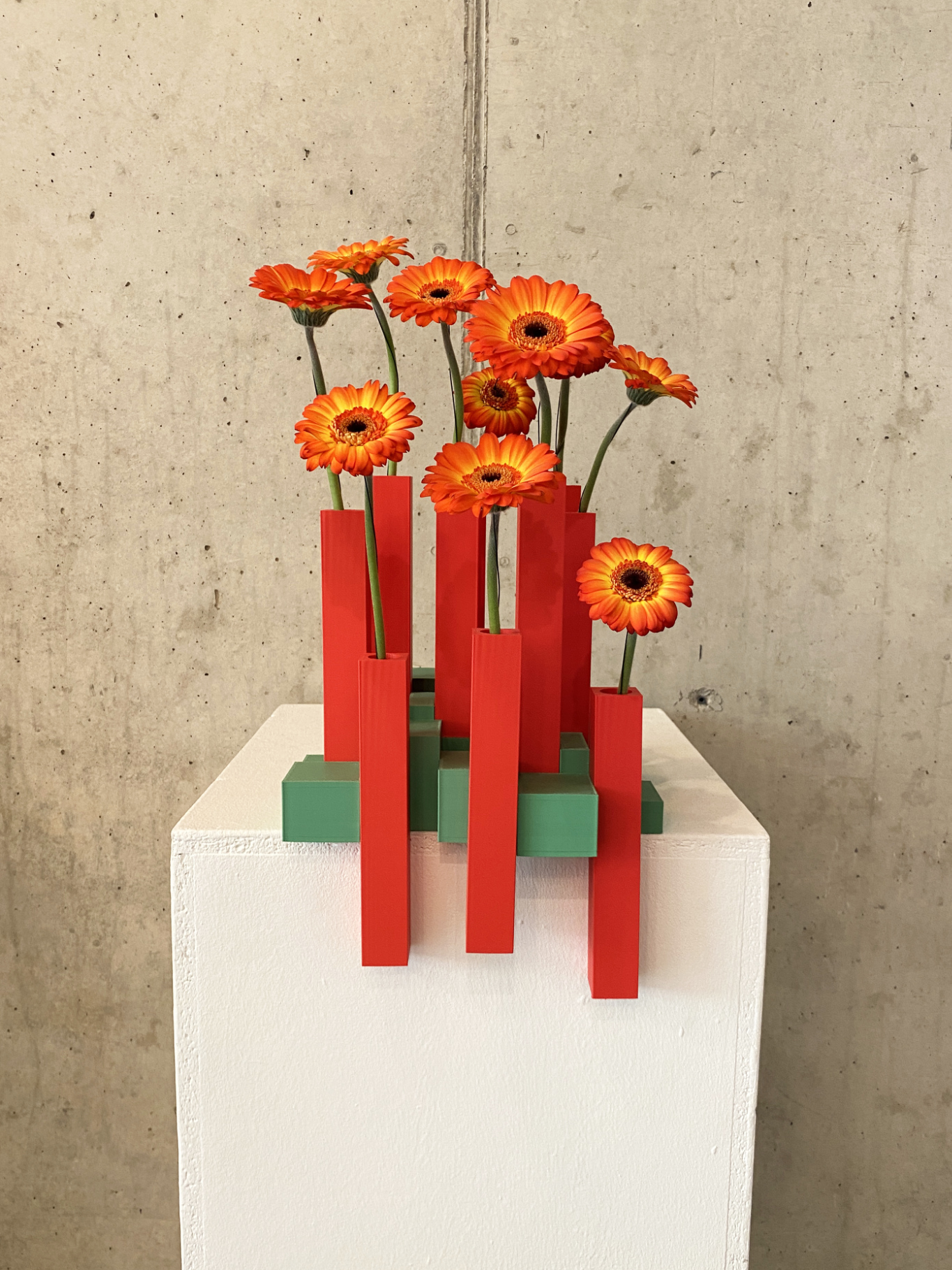 Vase "City-Transformation" - statt Rauch besser Blumen, von Inga Reichert