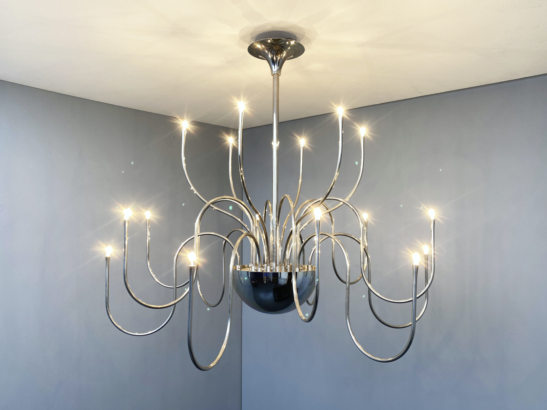 Chandelier “MESA 18” nickel-plated Metal by Florian Schulz, Germany, 1980s